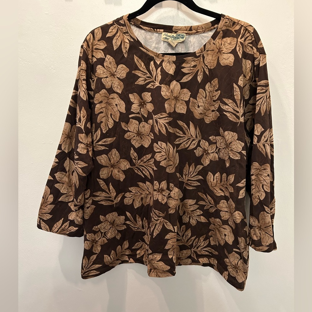 NWOT Havana Jack’s Cafe women’s long sleeve crewneck shirt in 2X leaves pattern